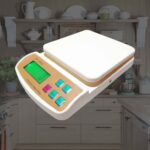 SRS120 kitchen scale, angled view with keys