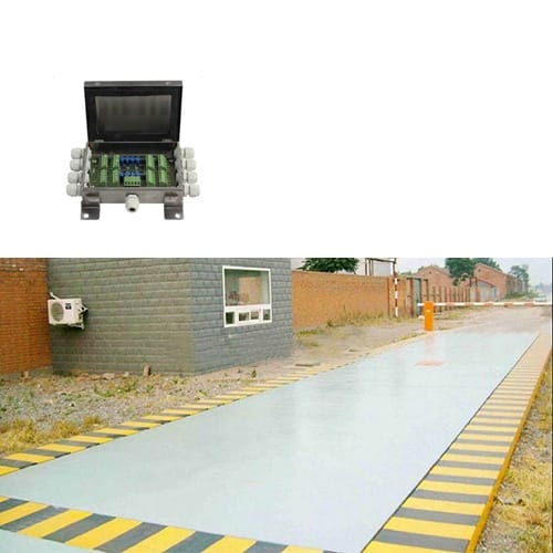 HSCRCTWB-FV-1.jpg HSCRCTWB weighbridge deck with yellow and black edge markings, and its lightning-resistant junction box