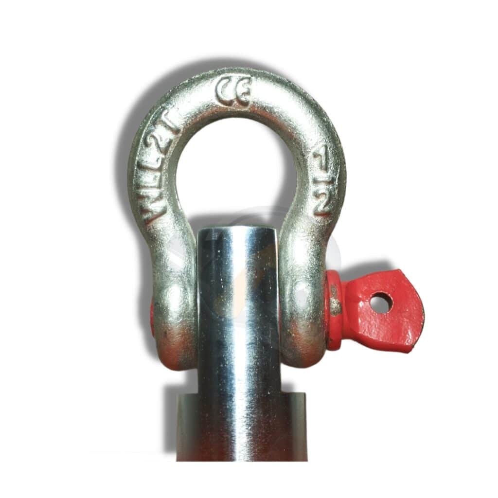 Shackle at the top of the hanging scale