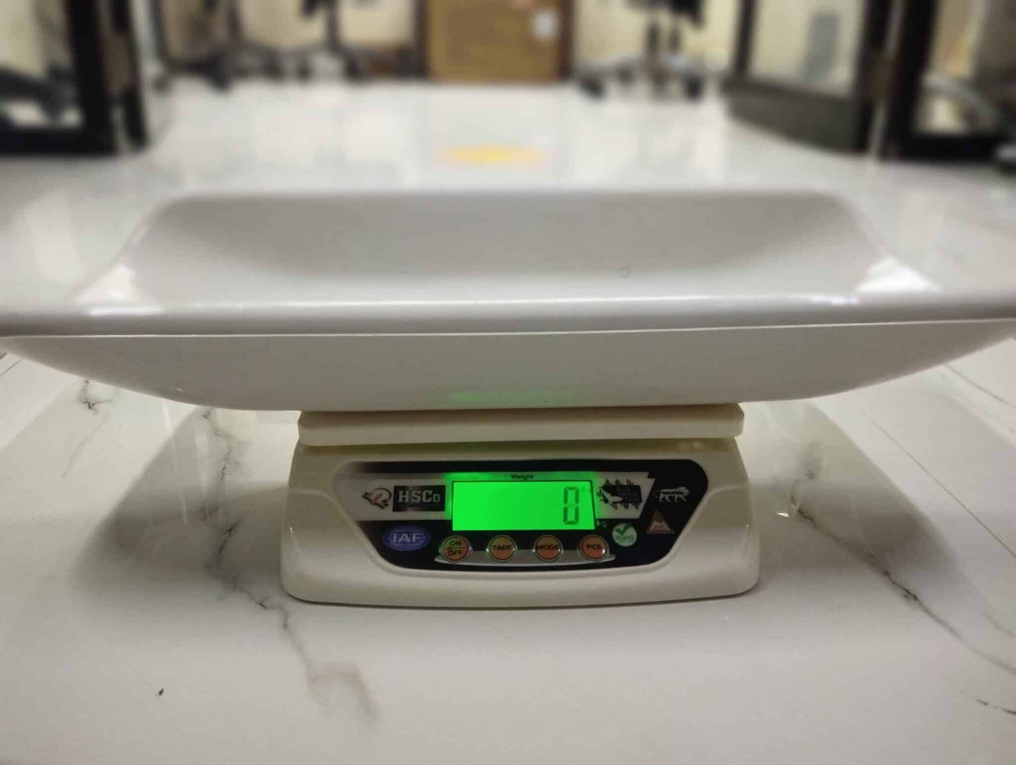 WhatsApp Image 2024-01-09 at 12.25.19 PM SRSB135 baby scale, front view