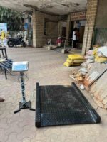 Empty wheelchair scale platform with display stand